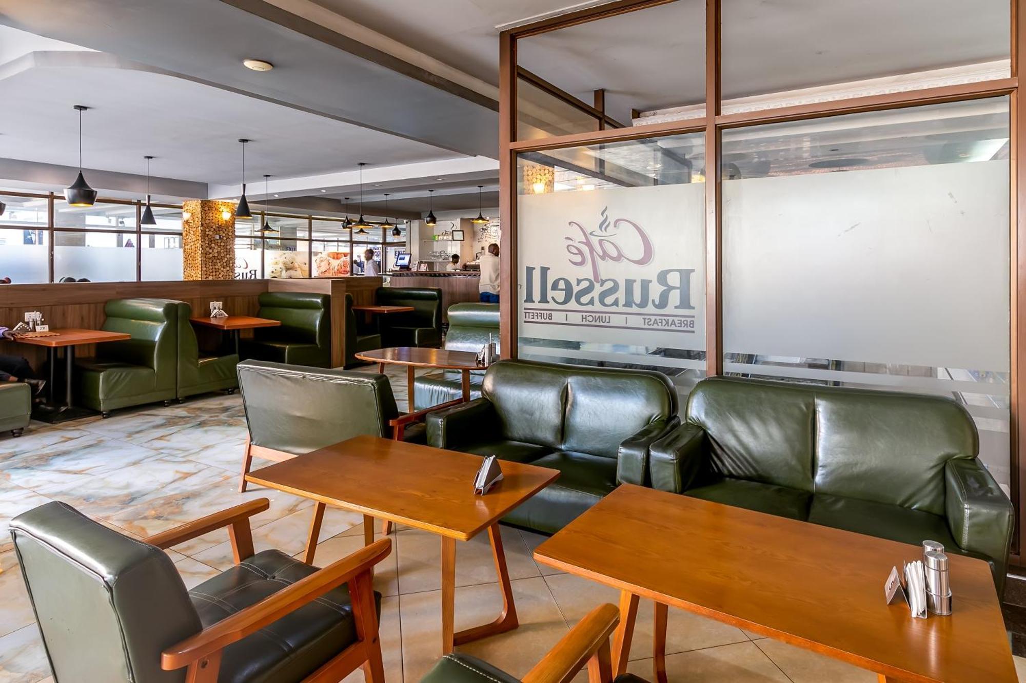 Russell Hotel 坎帕拉 外观 照片