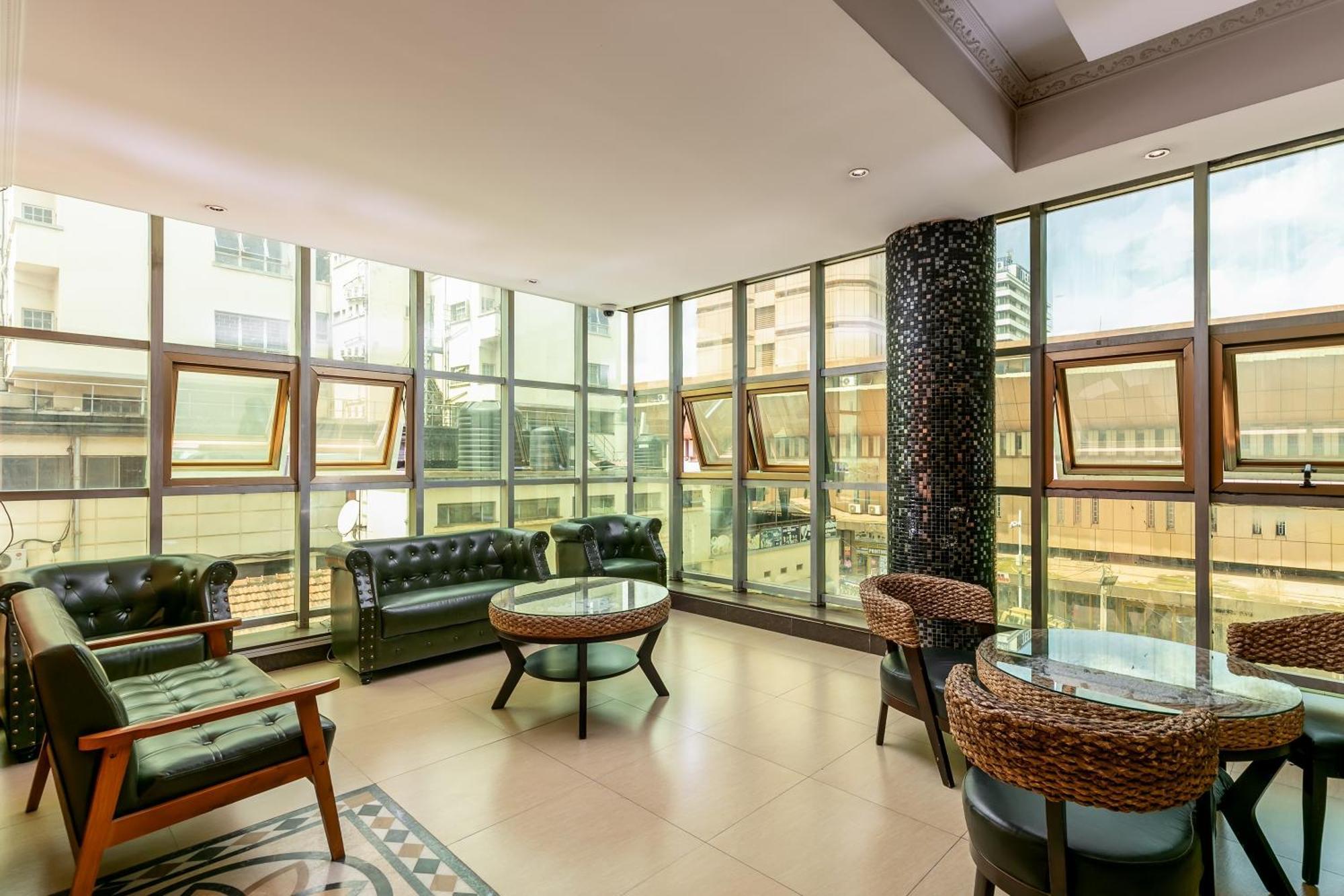 Russell Hotel 坎帕拉 外观 照片