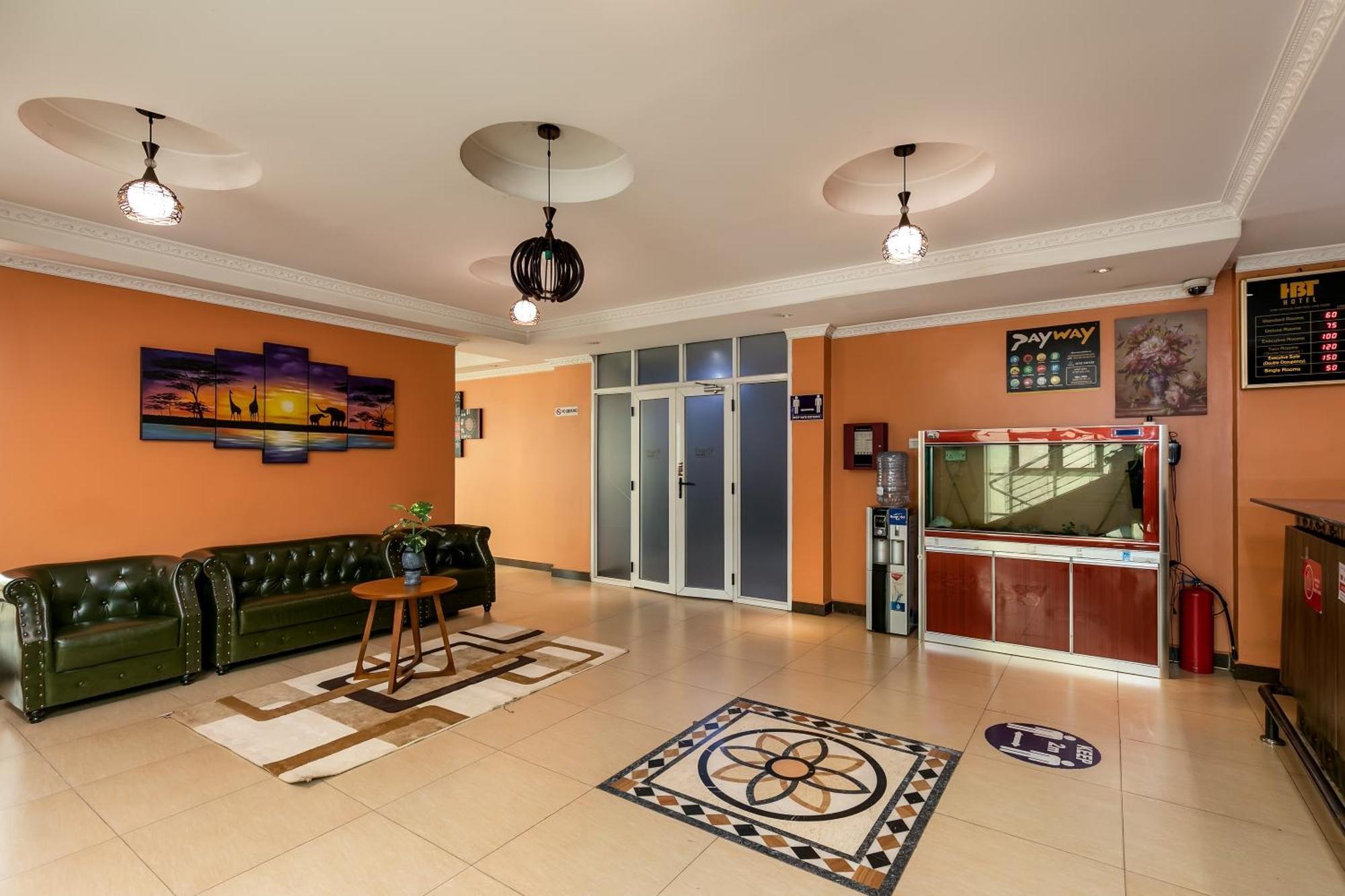 Russell Hotel 坎帕拉 外观 照片