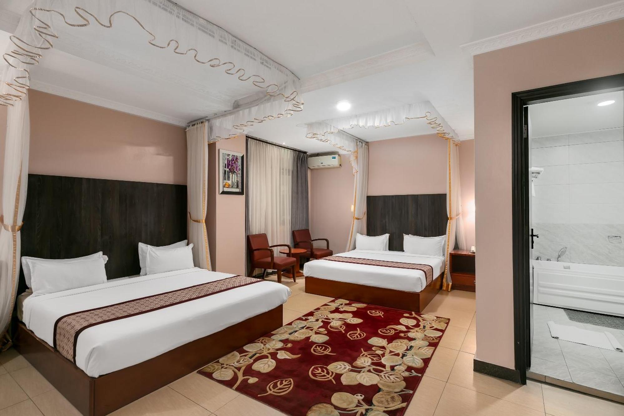 Russell Hotel 坎帕拉 外观 照片