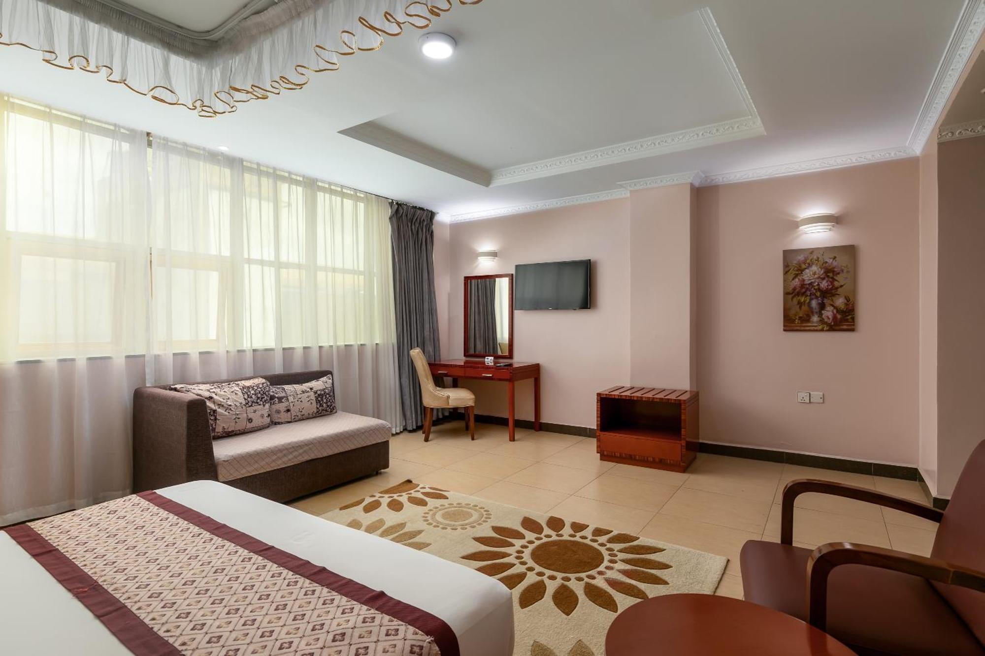 Russell Hotel 坎帕拉 外观 照片