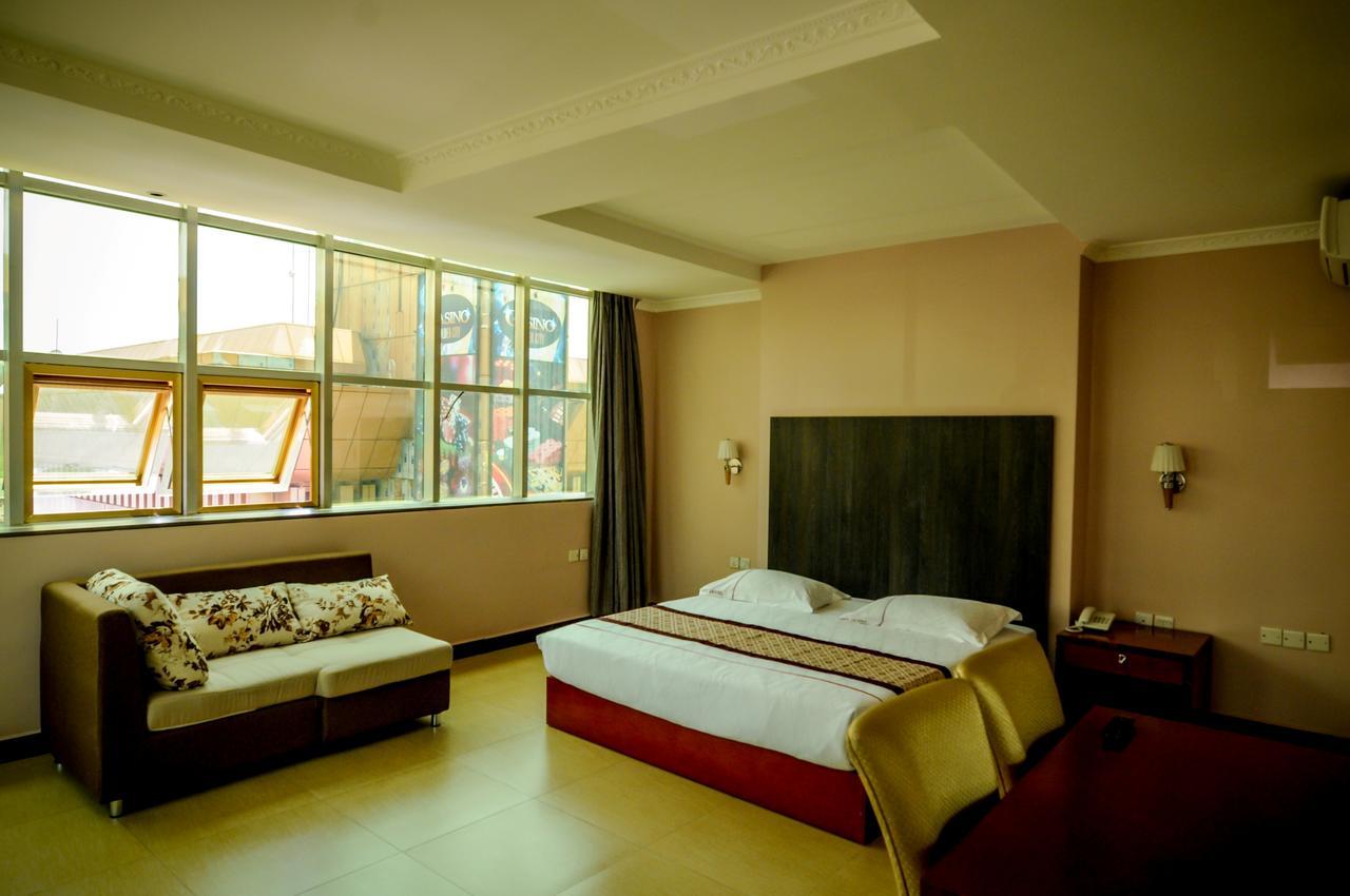 Russell Hotel 坎帕拉 外观 照片